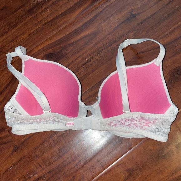 Wear everywhere bra - Picture 2 of 3